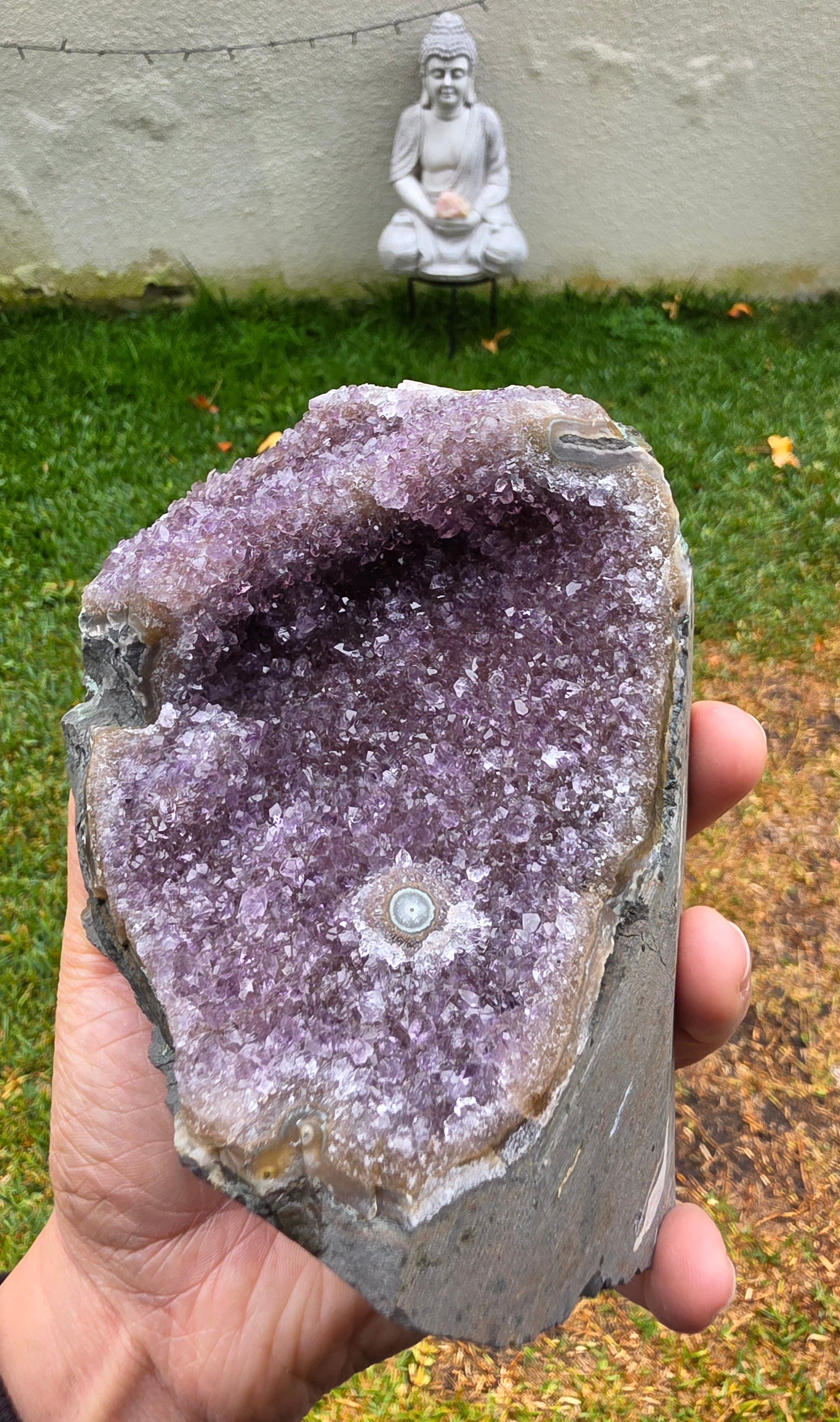 Drusa de Amatista Natural con Formación Central